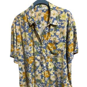 Arizona Jean Co. Hawaiian blouse size S